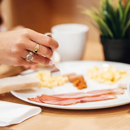 托里什韦德拉什中心酒店 托里什韦德拉什