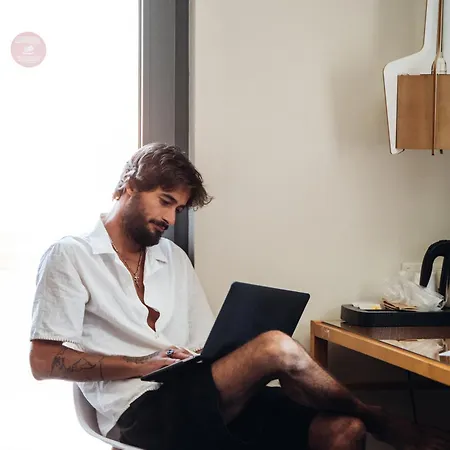 托里什韦德拉什中心酒店 4* 托里什韦德拉什