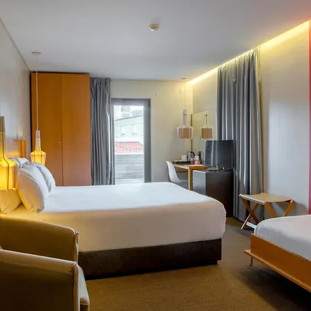 Centro 4* توريس فيدراس