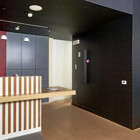 酒店 托里什韦德拉什中心酒店