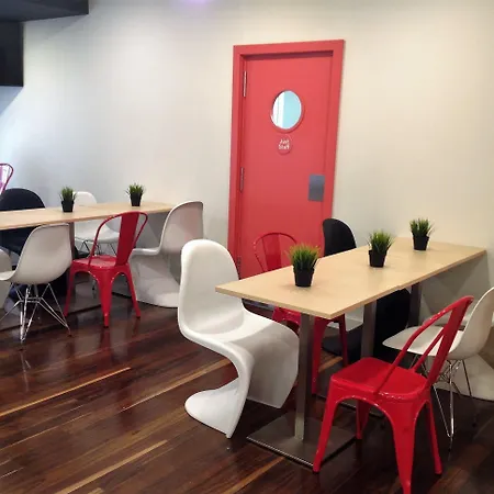 托里什韦德拉什中心酒店 托里什韦德拉什