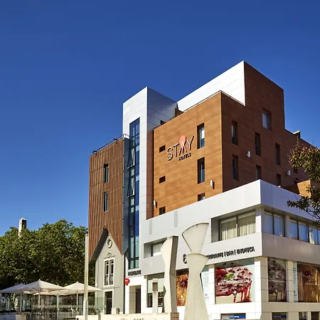 托里什韦德拉什中心酒店